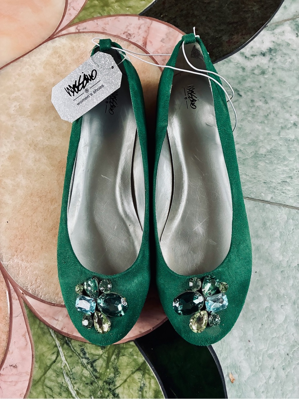 NWT Green Embellished Women's Ballet Flats